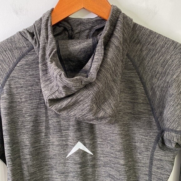 Puma Running Pullover Hoodie Top Warm Cell Long Sleeve Thumb Hole Activewear - Picture 6 of 15